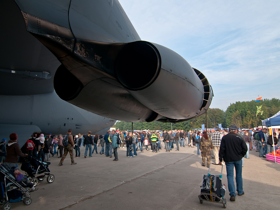 081_NATO Days Ostrava_wilk i B-52_SPFL.jpg